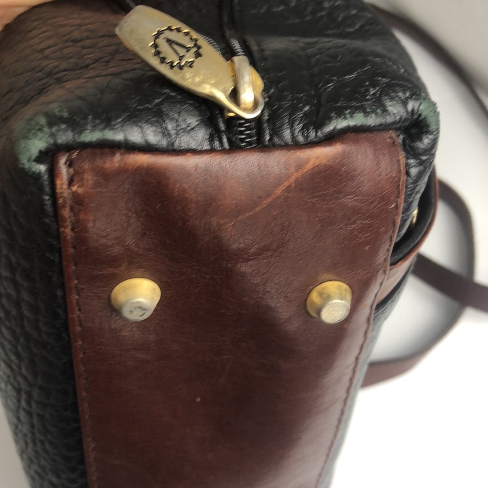 Vintage Valentina pebbled leather shoulder bag - Picture 15 of 16